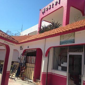 Hostal Plaza Isla Mujeres Buitenkant foto